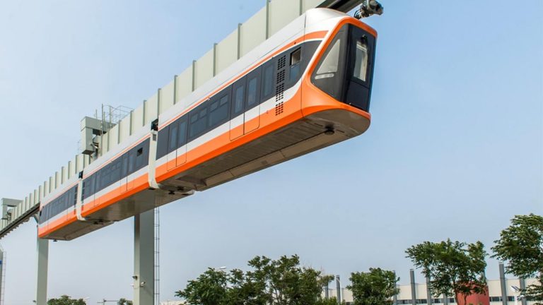 Sky Train: Nuevo tren de levitación magnética «flotante» de China que viaja a 10 metros del suelo
