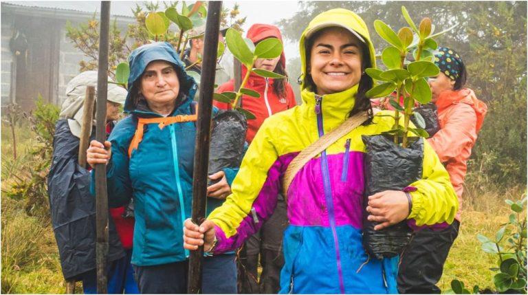 «Mujer Montaña»: La organización internacional que promueve sostenibilidad, igualdad de género y práctica de deportes en ambientes naturales