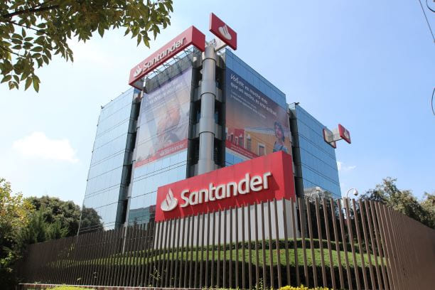 Santander fija objetivos de descarbonización