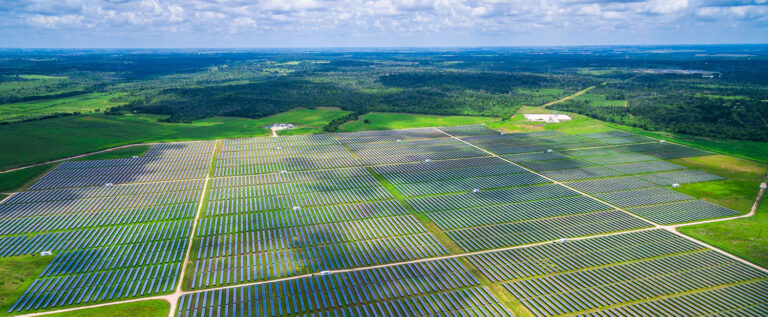 Atlas Renewable Energy construirá 6 plantas fotovoltaicas en Brasil con financiamiento de BID Invest