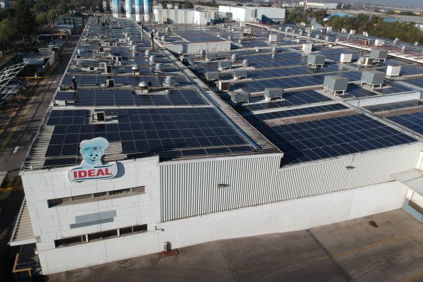 ideal-cierra-acuerdo-con-engie-chile-para-utilizar-energia-100-renovable