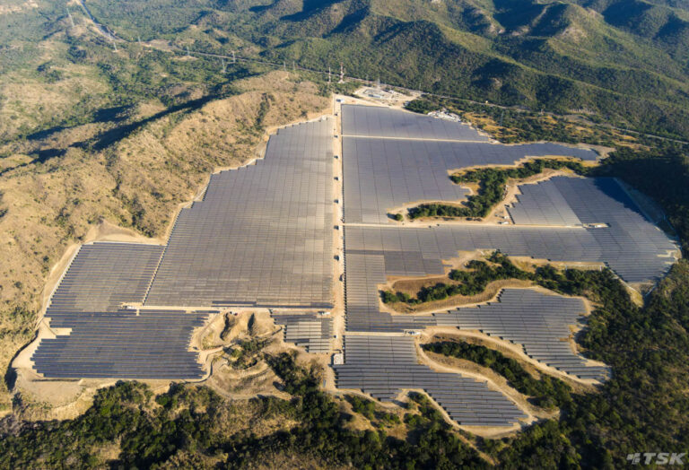 AES Dominicana y Scotiabank impulsarán proyecto solar Santanasol