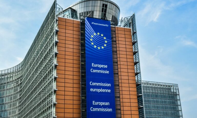 La Comisión Europea presenta su estrategia de finanzas verdes