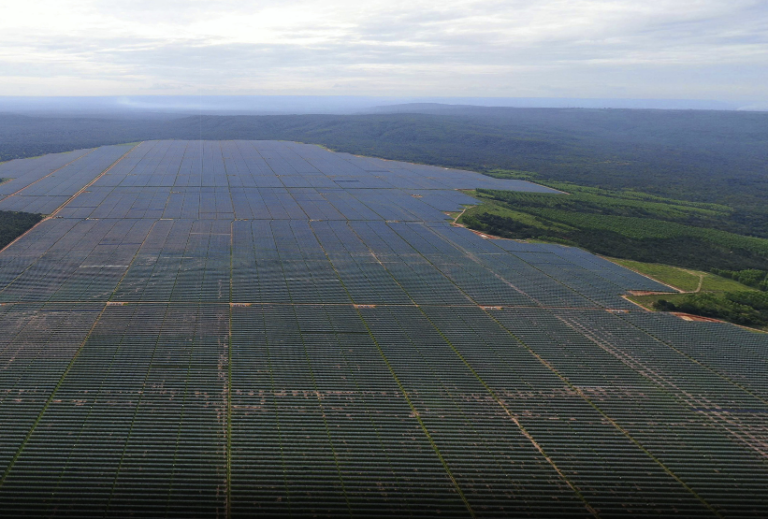 Brasil inaugura la mayor planta solar de América Latina