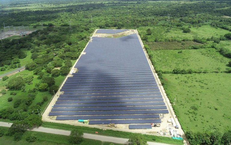 Celsia coloca bonos verdes por 35,8 millones de dólares para proyectos solares