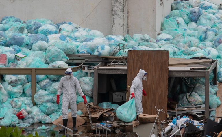 Pandemia por COVID-19 ha provocado 87 mil toneladas extras de residuos en todo el mundo