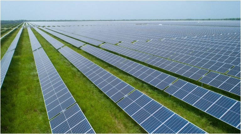 Atlas Renewable Energy firma el mayor contrato de compra-venta de energía solar en Latinoamérica