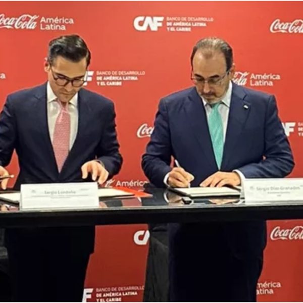 CAF y Coca-Cola se unen en pro del desarrollo sostenible…